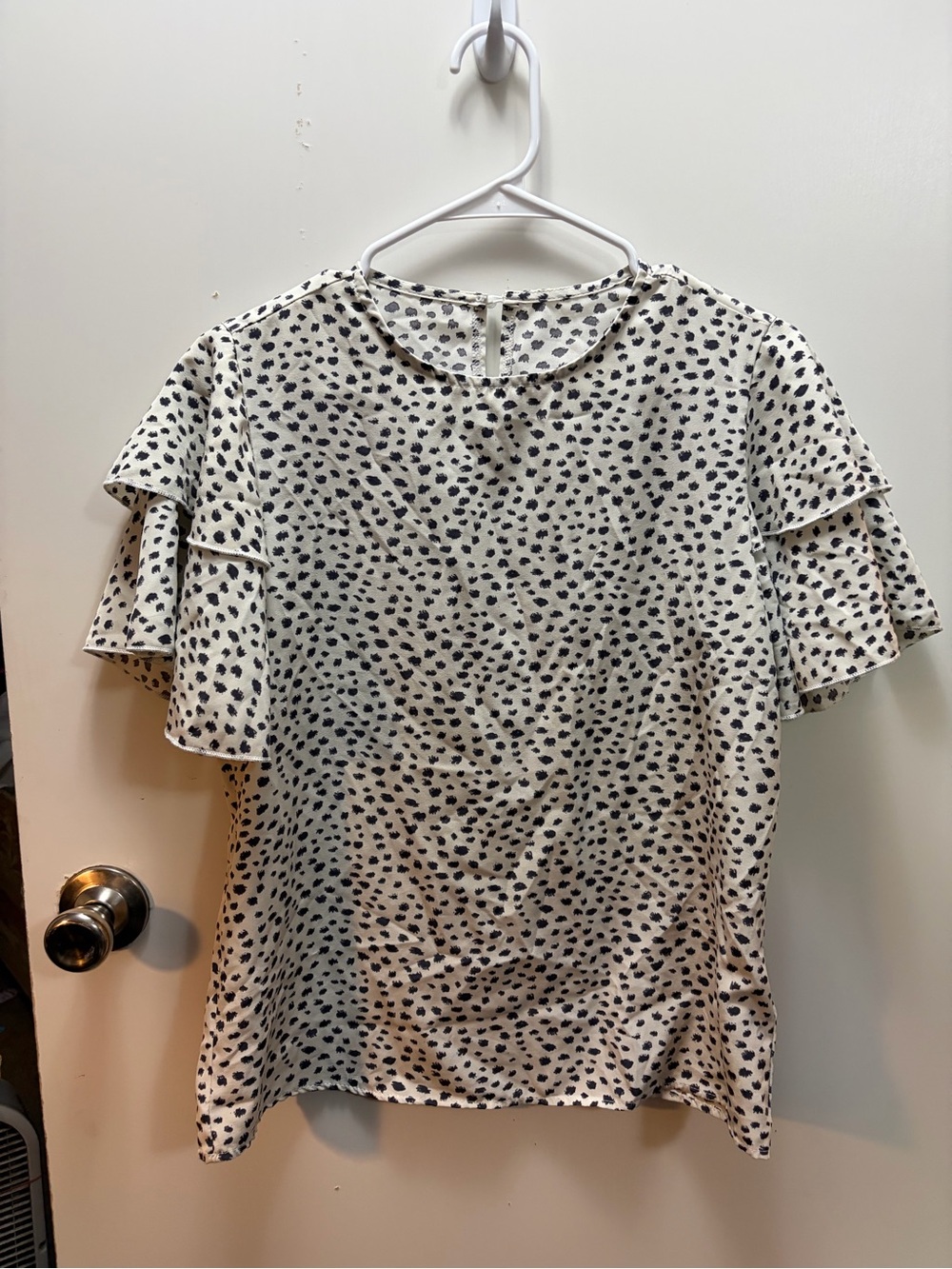 Flutter Sleeve Dot Print Top in Cream and Black